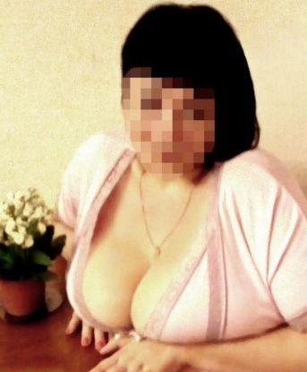 Живу в Москве и готова создать для тебя незабываемые впечатления. Мои услуги включают всё, что ты можешь себе представить: классический и эротический массаж, стриптиз, оральный и классический секс, а также различные фетиши и ролевые игры. У меня есть отличные отзывы от моих предыдущих клиентов, которые говорят о моем профессионализме и нежности. В моем портфолио ты найдешь фото, которые подтверждают мою красоту и сексуальность 😉 Я сделаю все возможное, чтобы ты почувствовал себя настоящим мужчиной и остался доволен. Доверься мне, и ты не пожалеешь! Обещаю, тебя ждут незабываемые моменты и наслаждение. Жду твоего звонка! 💋💕 Вера